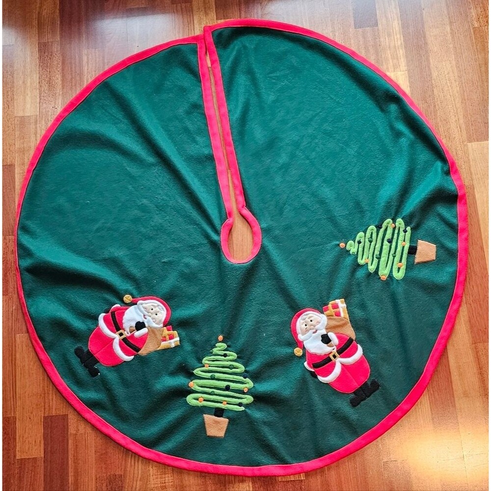 Festive Green and Red Christmas Tree With Santa & Tree Skirt 46"